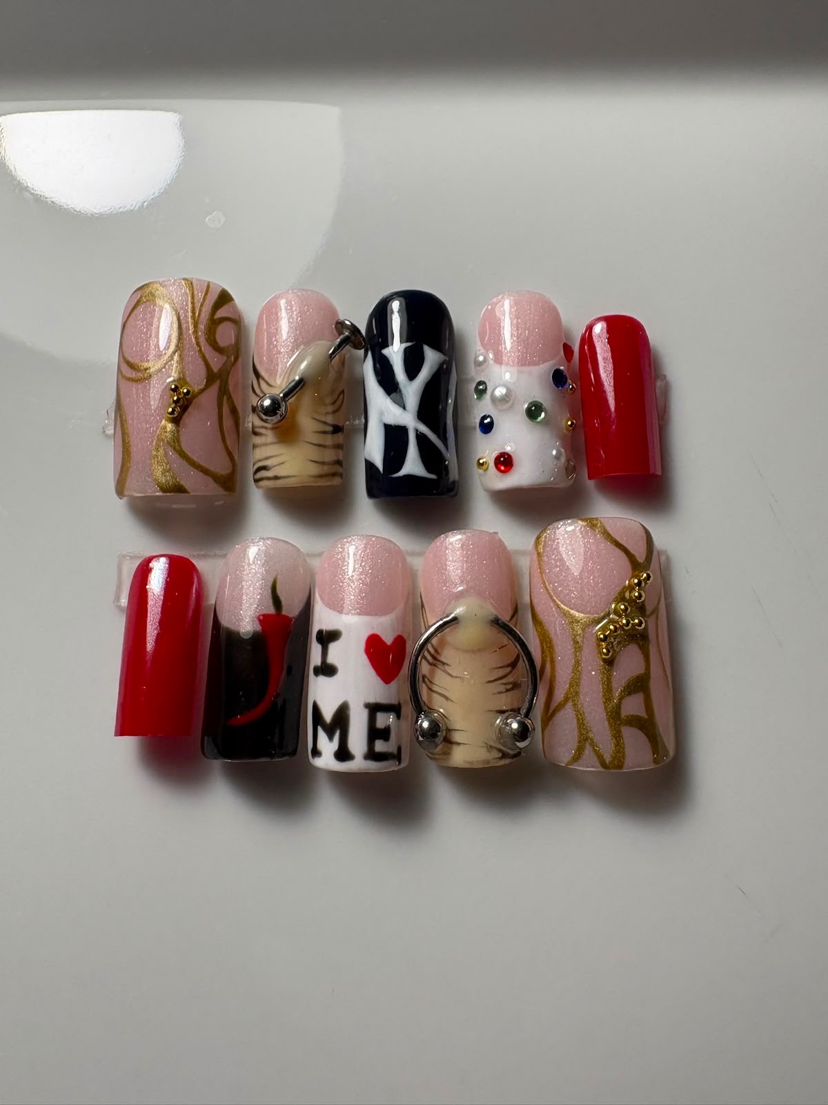 Hand-painted press-on nails in a square shape, NYC design, photo 5