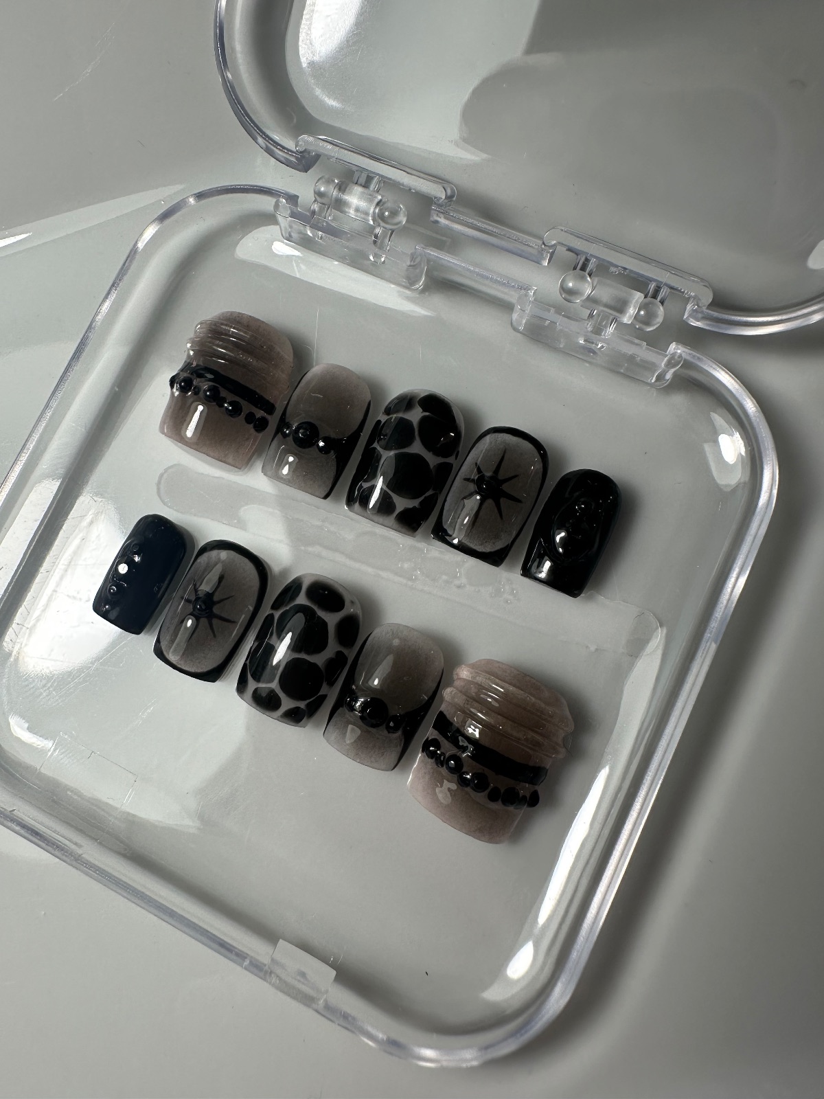 Hand-painted press-on nails in a square shape, Black cat design, photo 4